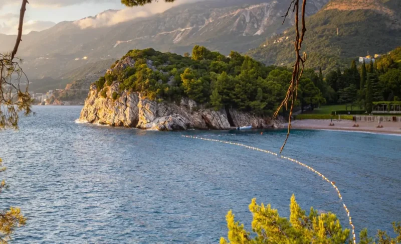 vista isla montenegro